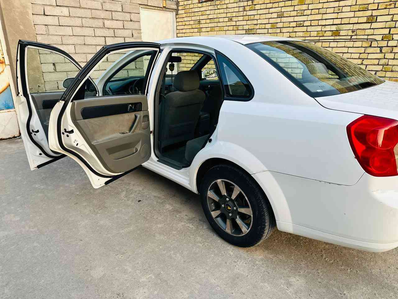 مكلف بنشر مكلف بنشر
اوبترا رقم بصره مديل 14 مكفوله ظربه وصبغ وتبديل محرك وكير جديد تبريد شغال كهربايات شغاله ويل كب طخم تاير جديد وجاهزه من كلشي السعر 90 
هاتف ***********
