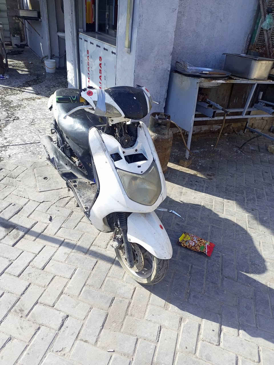 للبيع سكنس نثيه
السعر 200 
***********
