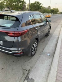 سبورتج ٢٠٢٠ • محرك ٢٠٠٠ • مشي ١٠٦٠٠٠