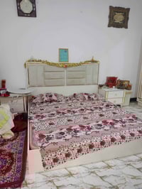 غرفة خشب تركية • نضيفه • سومر