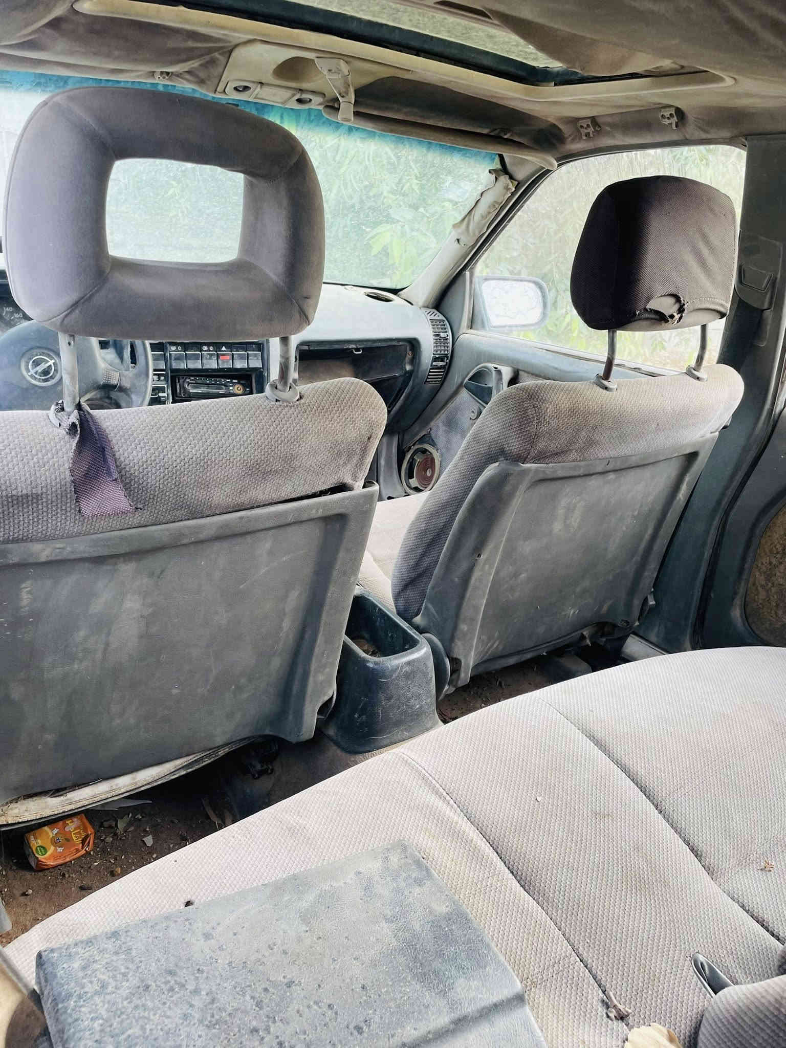 سلام عليكم سياره لل بيع فقط رقم فحص كركوكً شرط التحويل بيها قسام شرعي سياره بلاديه يعوزه ترتيب سعرها مناسب محرك مفصخ ابيعا عله وضعها يعني بدون محرك تيرات نضيفه صدر كير فقط المحرك مكاني تكريت 
سعرها 6 اوراق قفل قفل بدون معامله 
لرقم***********
