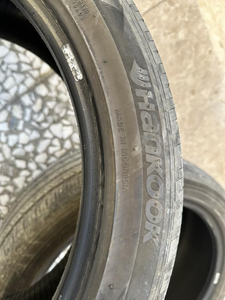 السلام عليكم زوج تايرات للبيع نظاف كلش مو صيني 215/45/18 السعر 110.000
***********
