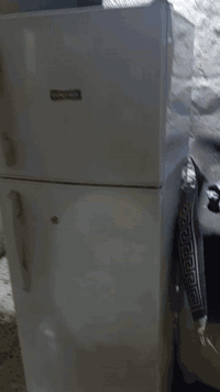 متاح ثلاجه
العنوان مدينه الصدر 
***********
