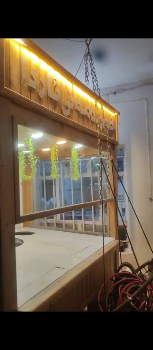 سلام عليكم اخواني الاعزاء للبيع ٣ تايرات جديد باتري سياره جبيره عليه مابي نقص خلاص كله ليد فول ديكورات بي اوراق كامل ***********
