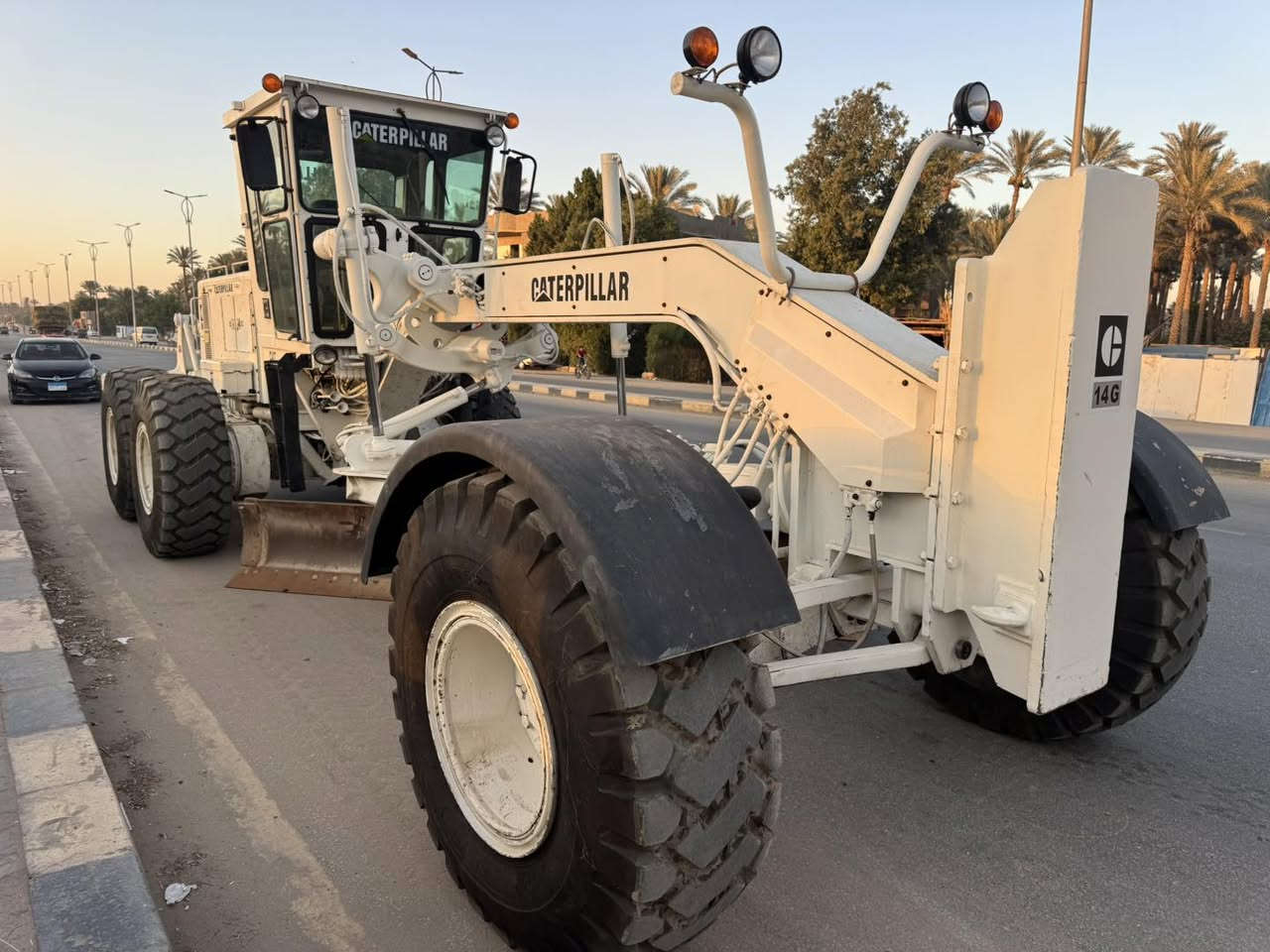● فرصة للبيع ؛  جريدر  CATERPILLAR  14G  بحالة الزيرو موديل 91 وارد  الولايات المتحدة  🇺🇸 
●  حاله نادرة ما فيش احسن من كدا  !!! ✅
● دهان الشركة الأصلي جميع الاجزاء بحالة الوكاله ✅
● محرك ديزل ، جير بوكس ، جميع الطلمبات فحص ممتاز جدا 100‎%✅
● / أيوب لتجارة الاليات والمعدات الثقيلة👌
العنوان – ابورواش – القاهرة - مصر 🎯
● امكانية التوصيل الى جميع الدول  🌍
التواصل للجادين فقط⛔
● للتواصل  فون  00201228555880 مصر
او وتساب خلال الرابط  Wa.me/+1228555880


**إذا كنت صاحب هذا الإعلان وتريد حذفه لأي سبب، رجاءا أرسل رسالة إلى الدعم الفني**