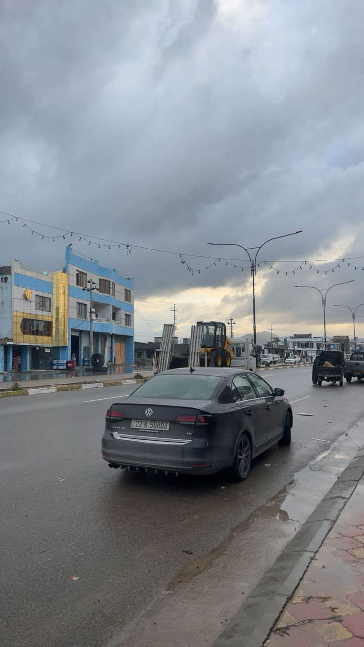 جیتا مۆدێل ٢٠١٨  /٩٠ میل رۆشتوە  فوول مواسەفات sel مەکینە ١٨  دوپارجەی پێشەوە لێدانی هەیە   سحری ١٢٠ ووەرقە مەجال بۆ پەیوەندی  و زانیاری زیاتر *********** أربيل, العراق
