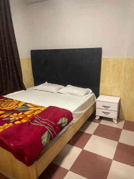 أنواع الأثاث المستعمل والجديد مجمع سيد حيدر الصافي عنوان جديد نهايه شارع ٣٠ قرب دوريه نجده تلفون *********** مجمع الزهراء عليها السلام
