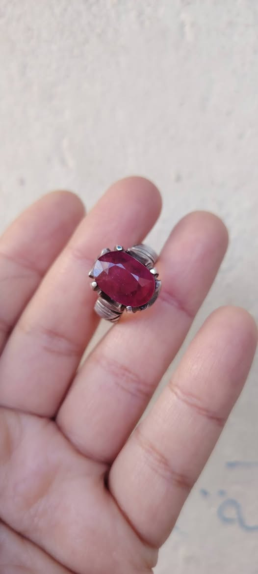 ياقوت افريقي فرط الرمان صياغه يدويه فضة 925 ثقيله
قطعه واحد على واحد جميله جدا وبل عافية على صاحب النصيب السعر خاص


**إذا كنت صاحب هذا الإعلان وتريد حذفه لأي سبب، رجاءا أرسل رسالة إلى الدعم الفني**