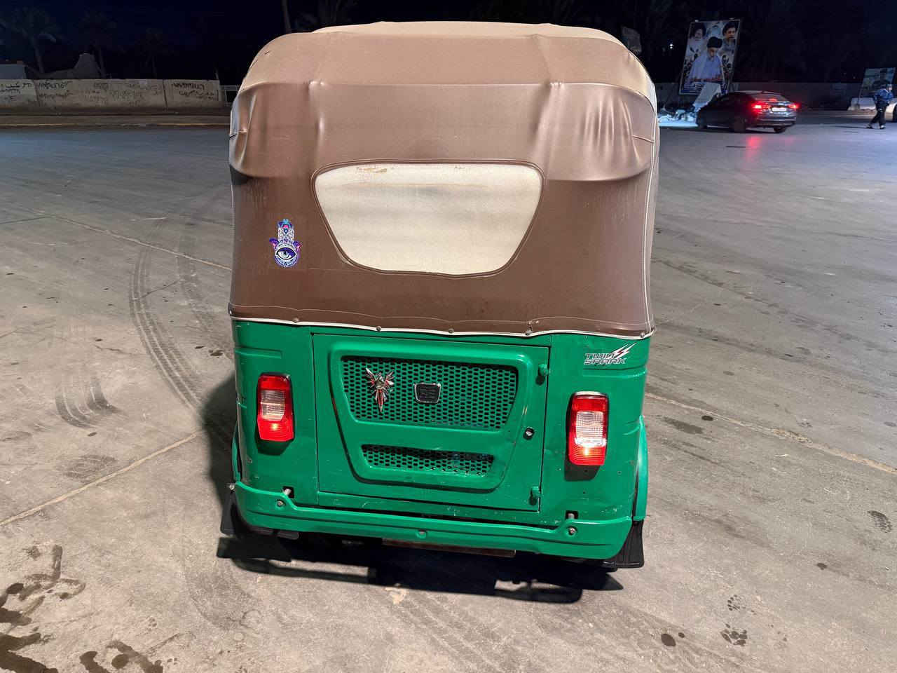 سلام عليكم تكتك 21 شهر 11 يعني 22 حتى البواري 22 من الشركه نضافه مبينه بصور وكلشي واضح مكينه خير من الله 
لاتبخير ولاتنقيص 
وبسمي تحويل ثاني يوم مشروع وطني
تكتك نضيفه حيل وما متعوبه اخت الكفاله 
بيها فقط بارد جوة البكلايت واضح بصور 
وتجي وبيك خير وتدلل الكشر شوف العين 
مكانها بغداد البياع 
كلشي ذكرت بالمنشور لتخابرني تكلي شبيها 
رقمي ***********
