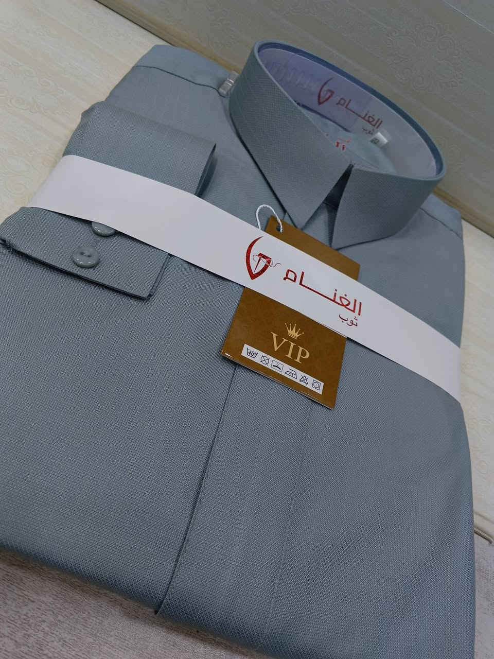 دشداشة رجالي روعة الزي العربي 
دشداشة بمواصفات رائعة
مع ثوب ،،الثقه والاصايل والنسيح والمختار ، كن منفرداً 
احدث وافـخـم الموديلات الصيفية لعام 2026
توصيل موجود 5000
• الالـوان مميزة
• قيـاسات متنوعـة 
• كـلواتي عالي
- ازياء جبارة  - هي العلامه المتميزة 
📍الأنبار هيت شارع الحمام  📍
***********
***********
- التوصيل لـ كافة المحافظات اطلبها وخليك مميز دائماً معنا !!
