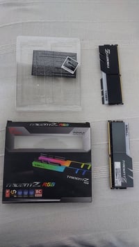رامات 32gb من شركة g.skill 32gb ddr4 3600mgh مستعملة 3 اشهر مع الفاتور...