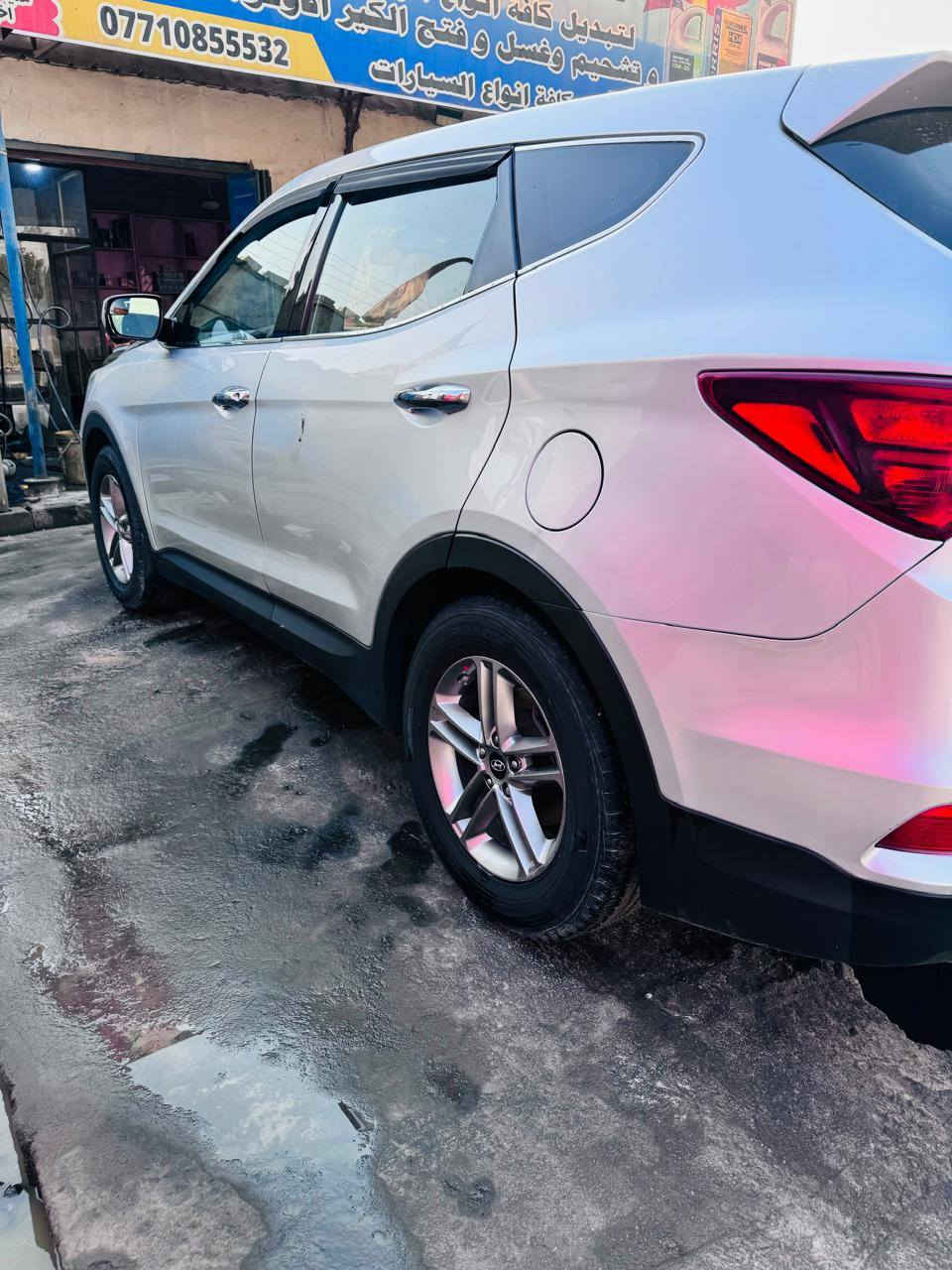 سنتافيا موديل 18 بيع او مراوس بجارجر
وارد أمريكي جاملغ وبنيد عكس السايق  سياره نضيفه  خير من الله ما عايزها شي سنويه منتهيه ينرادلها تجديد سعر لبيع 150 وبيها مجال *********** مكاني بصره زبير
