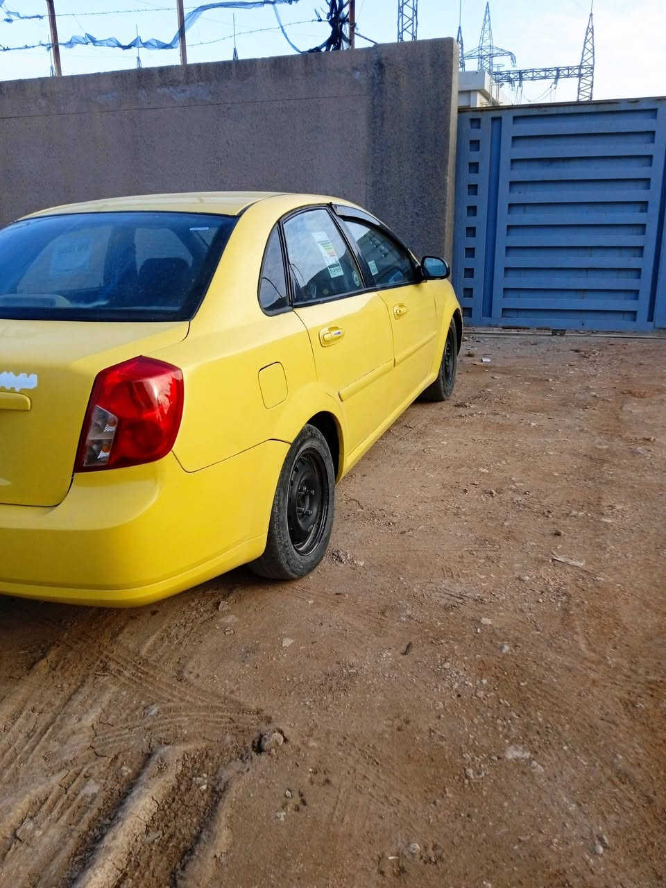 اوبترا للبيع موديل 2006جاهزه الشغل بيها جاملع امامي مكان حله  السعر 55بيها مجال حك الجيه رقم تليفون ***********
