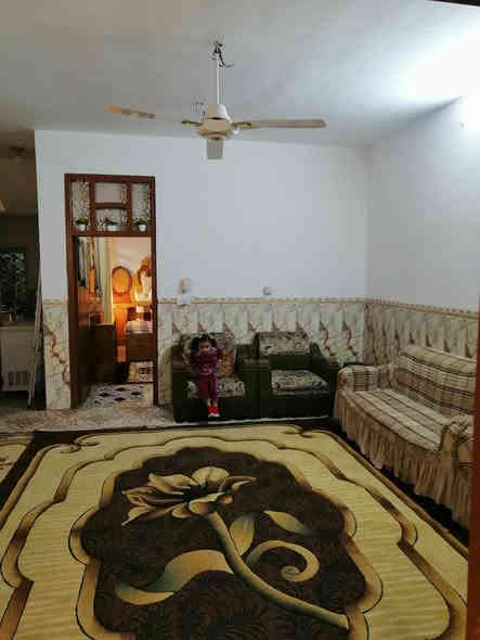 سلام عليكم
بيت للبيع رئاسه العبيدي شارع عشرين مساحته ١٢٥م طابقين كامل 
قرب أفران للزيتون  ***********
