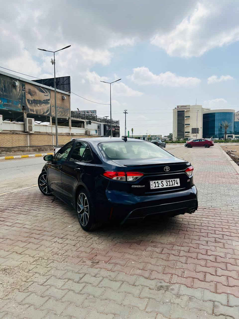 تيوتا كورلا 2020se
حادثه جاملغ وبنيد سطحيه الضربه 
مكفوله من لغد والشاصي والعيب الشرعي 
بسمي رقم بغداد الدولي 
هزة جديده تحويل ثاني يوم 
كير محرك مكفولات 
صدر جديد 
محرك 1800 سبورت 
ويل 18
السياره ماشيه 65ميل 
السياره استخدام شخصي ممتعوبه 
السياره مكانه واسط الكوت المركز 
للتواصل ***********
السعر 140 وبيه مجال بسيط للجادين 🫡
