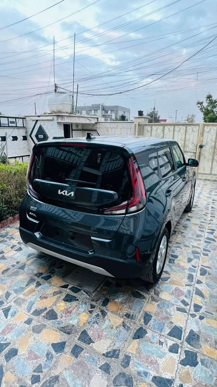 السلام عليكم للبيع فقط
كيا صول موديل 2024دخول جديد بدون رقم منفيس بسمي بيها رقم فحص مؤقت المواصفات Sرادرات امامي خلفي جانبي مكينه 2000دوش توقف ذاتي 
ويل كب تحديد مسار بصمه كرسي كهرباء شاحن واير ليس وبعد هوايه مواصفات صور الحادث ورقم شاصي بل منشور بدون ايرباك بدون صبغ تبديل فقط دعاميه امامي نفس الوان كفاله من الصبغ جديده لوك ماشيه 11الف السعر 150$ ورقه مكاني بغداد 

جديده الاتصال‬

‭0773 548 4352‬
