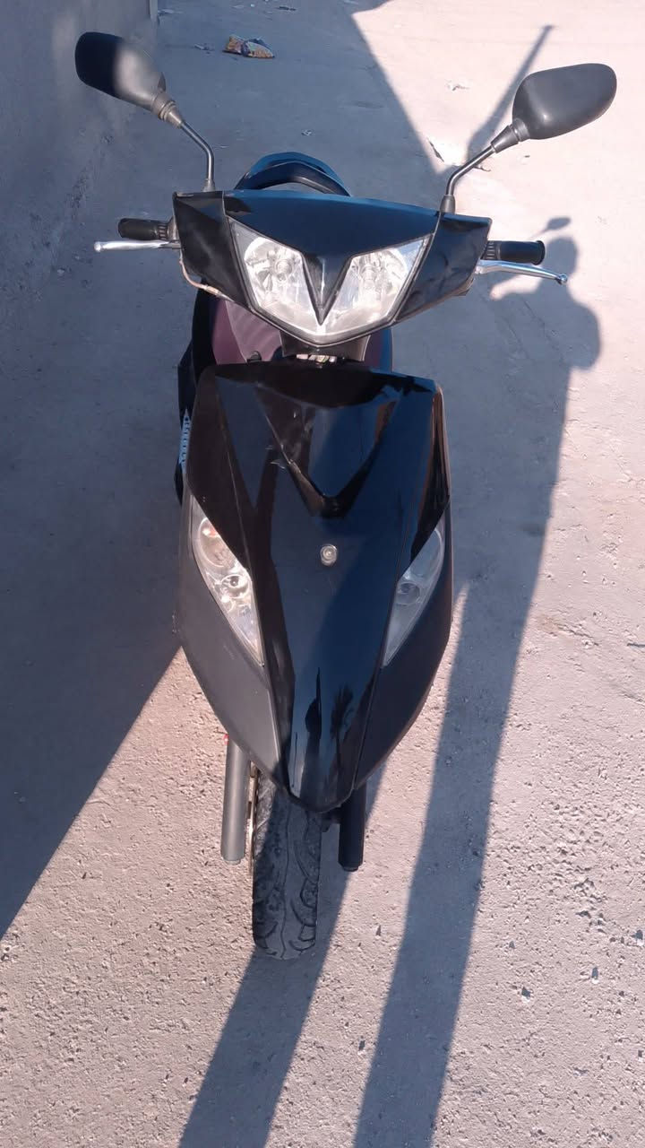 سلام عليكم درجة ثعلب درجة مكينه بلادي درجة فول موصفات درجة كابريتر بلادي وكلشي شغال بيه  درجة مكينه ناعمه وخير من الله درجة حله من الصور  وسعر 650 وبي مجال حك الجيه المكان بغداد حي الاعلام قرب تقاطع درويش رقمي *********** واتساب او مازنجر تحياتي لكم ❤
