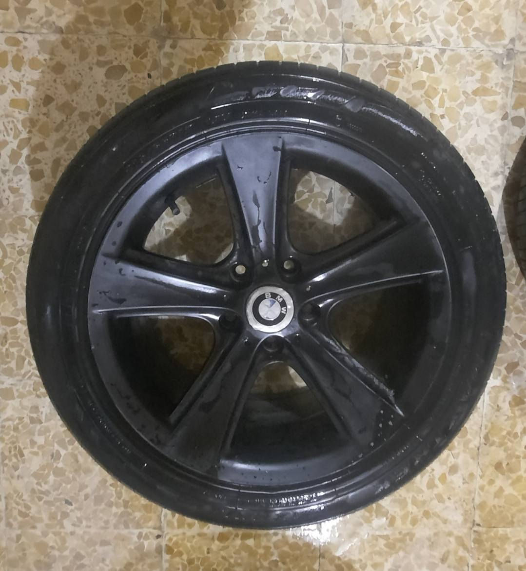 السلام عليكم وياله هامان حجم (17)جواهن تخم تاير ماكس باله توني شادهن اليريدهن يتصل ***********1
او يتفضل خاص السعر  400 .
