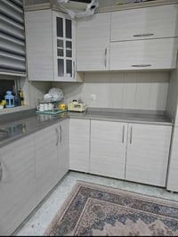 خزانة مطبخ • أكثر من ٧م • نظيفه