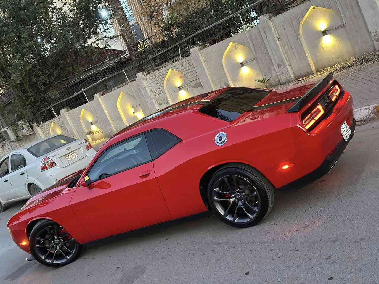 السلام عليكم
جالنجر GT 2023 

Last call النداء الاخير اورنج ادشن

السيارة مختمه بكل مكان gt 

فول  من كلشي 

رادار خلفي 

كشنات جلد 

تدفئة و تبريد كشنات 

ستيرن تحكم كهرباء 

مري قلاب 

خزن ميموري 

مري اوتو ديم 

سستم صوت الباين 

السيارة جديدة و ريحة الشركة بيها و كلش مصروف عليها 

ماشيه 30 ميل حادث قطتعين جاملغ و بنيد الداعاميه بلاد تفصيخ مال gt مكانه بغداد الاعظميه 

السعر207 وبيها مجال 
***********
