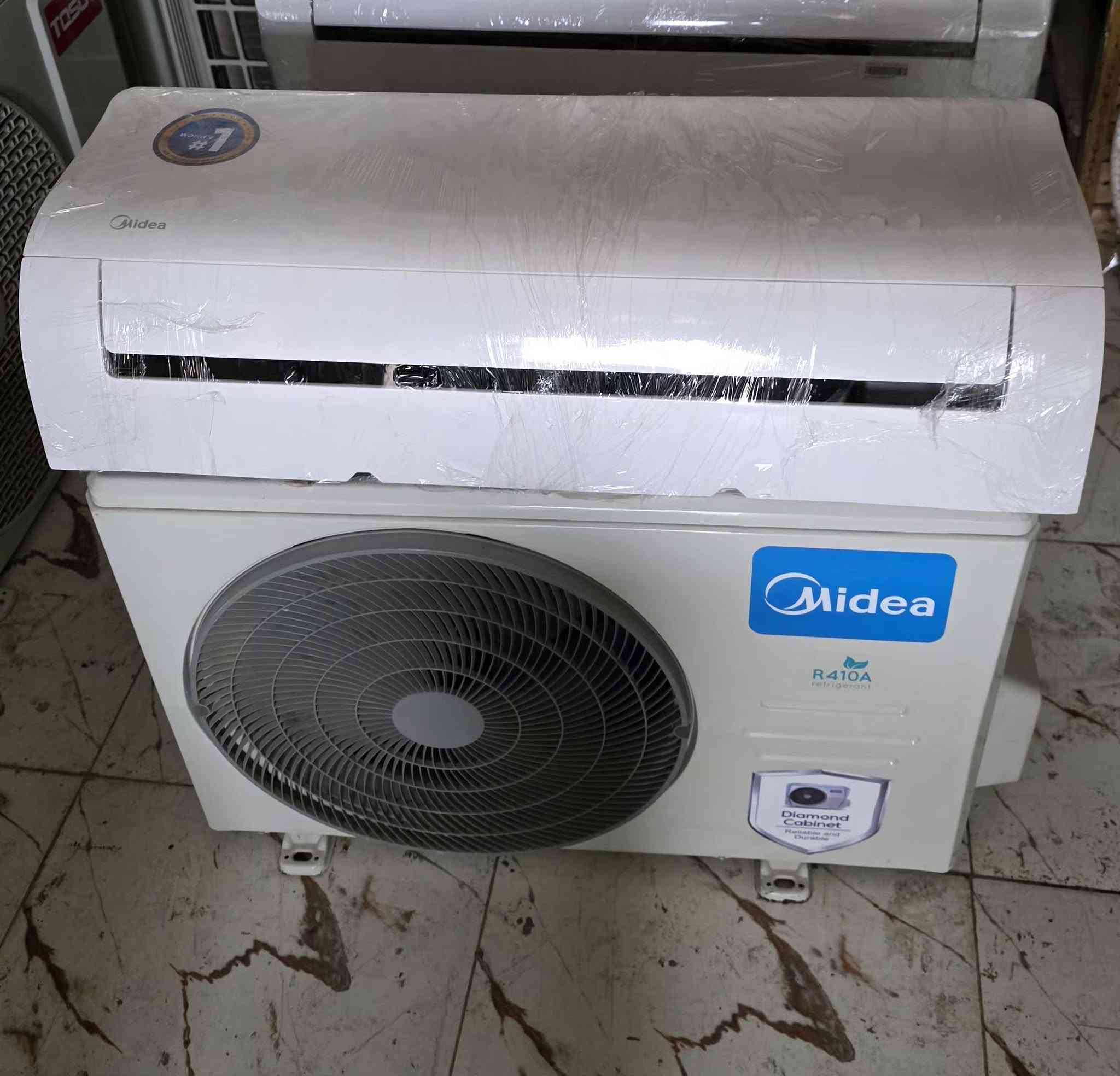 سبلت حجم (واحد طن ) اعتيادي عدد 4 اجهزه كلهن جدد 
1_  توسوت هايبر حجم واحد طن غاز 410
 انتاج 2024  جهاز اخو الجديد بعده بضمان الشركة 

2_ توسوت حجم واحد طن غاز 410انتاج 2022 جهاز نظافه 💯%

3_ واحد ميديا غاز 410 حجم واحد طن 
انتاج 2024 جهاز اخو الجديد  بعده بضمان الشركة 

4_ واحد گري غاز 410 حجم واحد طن 
انتاج 2022 نظافه 💯%

الاجهزه مع كامل ملحقاتهن بواري ريمونت قاعده وايرات غازهن مقفول مسلفنه الاجهزه وكامله 

سعرهن مليون 💶شلع  الواحد 250 الف 💶

للاتصال بالرقم📞 ***********او وتساب 
📍مكاني بغداد قريب الشعب بوب الشام 
يوجد خدمة توصيل🚛 داخل بغداد فقط
