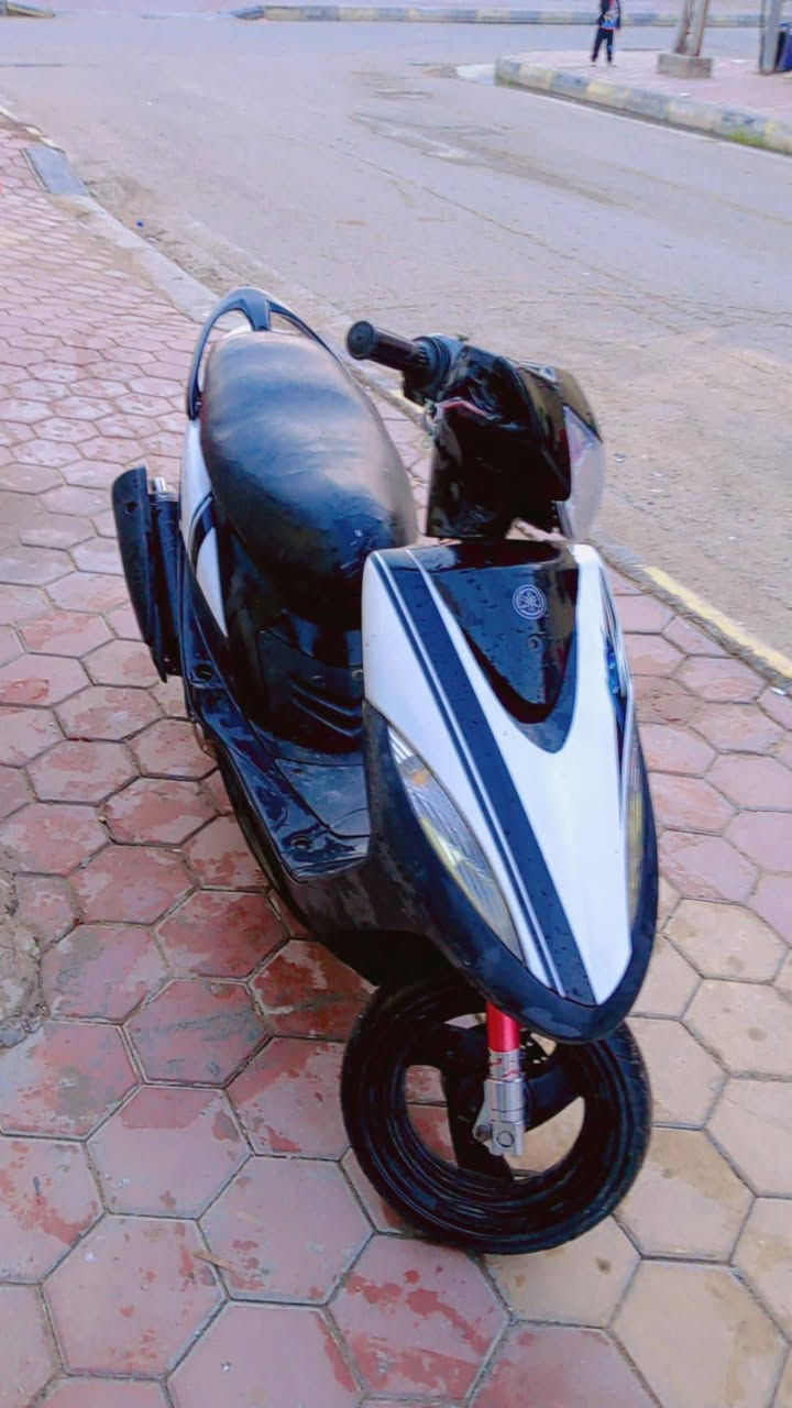 ماكس عدلة للبيع دراجه 49 شغاله سلف هندر كهرباءيتها كلها شغاله مكينه خرسهه كفراته للإصليه موجوده ماطور ملاح بس ما مبين بلصوره مكاني كوت شراي يتصل ***********
