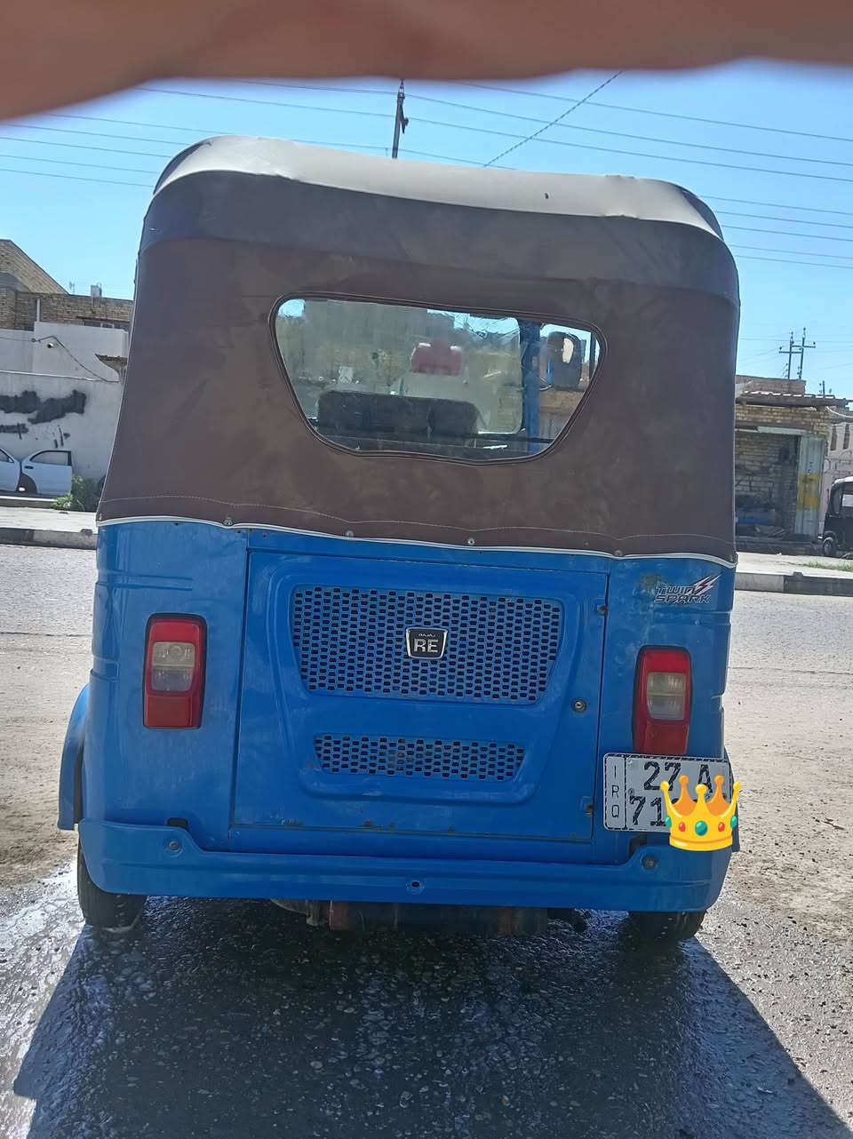 السلام عليكم تكتك للبيع موديل 22شهر 8رقم ذي قار لوحات نكليزي تحويل ثاني يوم كشرها بيه طكه بلصفحه ومعمره سعر 8250وبيها مجال مكاني رفاعي الخاص مغلق تصل على رقم ***********
