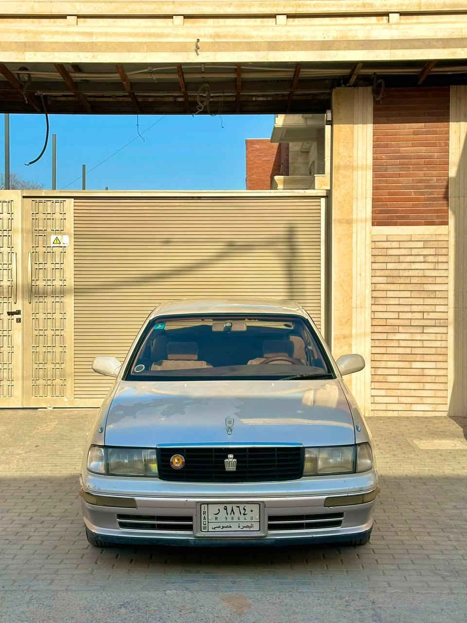 كراون بطة فصل موديل 1993 فئة الفول مواصفات لون اببض لؤلؤي مكينة 2500 ديلكو سنوية للـ 2029 رقم بصرة خصوصي ، السيارة كفالة كص ونقل جثة ، السيارة داخلها نظيف ومال جناي تبريدها ثلج ❄️ تخم تاير جديد كيرها قبل شهرين شديتة جديد ، لايت زنون ، والسيارة واضحة من الصور شوف العين .
السيارة بـ 57 ورقة ، شرط التحويل .
رقم المبايل : ***********
مكاني البصرة

