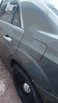 السلام عليكم اوبامه موديل 12 رقم دولي بغداد باسمي سياره داخله كلين بيها باعراق صبغ ثلاثه قطع اثر شخوط وباب جارد الي وراى صدر مكينه 3600 كير طياره حداده امامي خلفي جديد بيها مشط تعبان كشنات جلد كهربائي بقيه مواصفات عاديه تبريد ثلاجه سياره جاهزه على اخر حبايه من عده مشط سعر 145 دولار غير متواجد على فيس *********** مكان سياره بغداد
