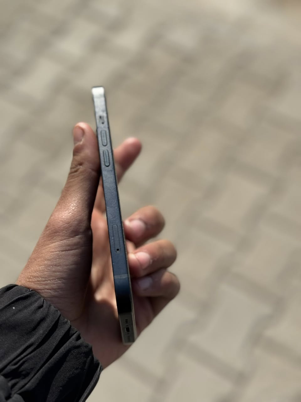 ١٣ عادي اسود ملكي
نضافة عالية 
 شرق اوسط 
بطارية  78 % 
وتر بروف 
مكفول 
السعر / ٣٢٥ الف 
الاستفسار  اتصال فقط او خاص /
***********
العنوان / نجف - كوفة
