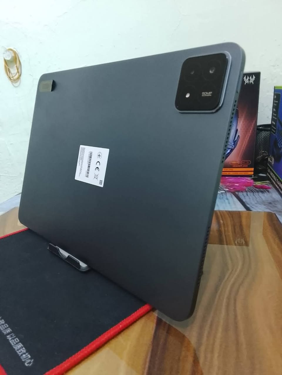 السلام عليكم🤍✨
شاومي باد 6s برو🔥❤‍🩹

 جديد❤‍🔥 💻🤍💯✨
نضافه: 100℅💯✨

مواصفات الجهاز :🤍

شاشة حجم كبير 12.4 انج🔥✨

معدل التحديث للشاشة 144Hz💯✨

دقة الشاشة ٣K 2032 × 3048 بكسل💕🔥

معالج : Snapdragon 8 Gen 2 (4 nm)💓💯

سرعة الشحن : ١٢٠w ⚡️
ذاكرة تخزين كبيرة الحجم : 512GB 📂✨

رام : 16GB🔥❤‍🩹
الكاميرا الاساسية :  50MP 📷 
الكاميرا الامامية : 32MP 📷 
بطارية حجم كبير 10000mAh🔋✈️
أربع سماعات تدعم  Dolby Atmos و Dolby Vision 🔊 
بصمة جانبية وبصمة وجه😍

السعر : 535 ألف فقط🔒

+هديه حافضه🤍
+ ولزكه ضد الكسر🤍🎁🎀
يوجد توصيل لكل محافظات العراق✈️🔥💯

المكـان: بابل❤‍🔥✨
واتس أو الأتصال:***********
***********
