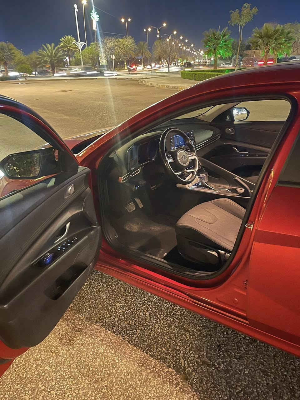 السلام عليكم
النترا موديل 22 رقم أربيل ب اسمي 

مواصفات كامله محرك 2000 دوش 

حادثها فقط جنطه و مصلح 

سعرها ب 145 و بيها مجال مكاني كربلاء المقدسه 

***********
