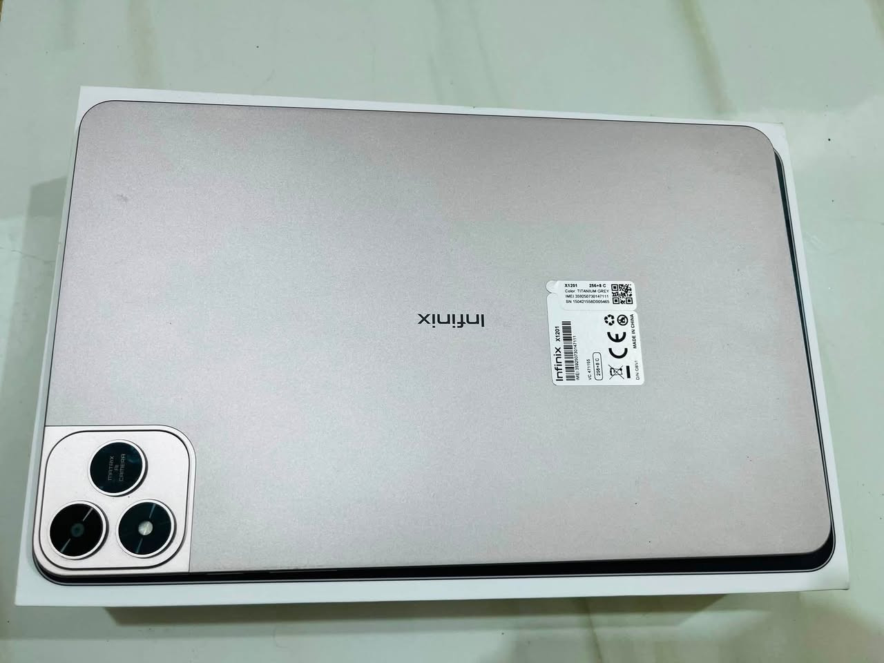 ايباد Infinix 20Pro للبيع مستخدم شي قليل ما مفتوح ذاكرة 256والعشوائية 8 السعر 300وبي مجال قليل ***********
