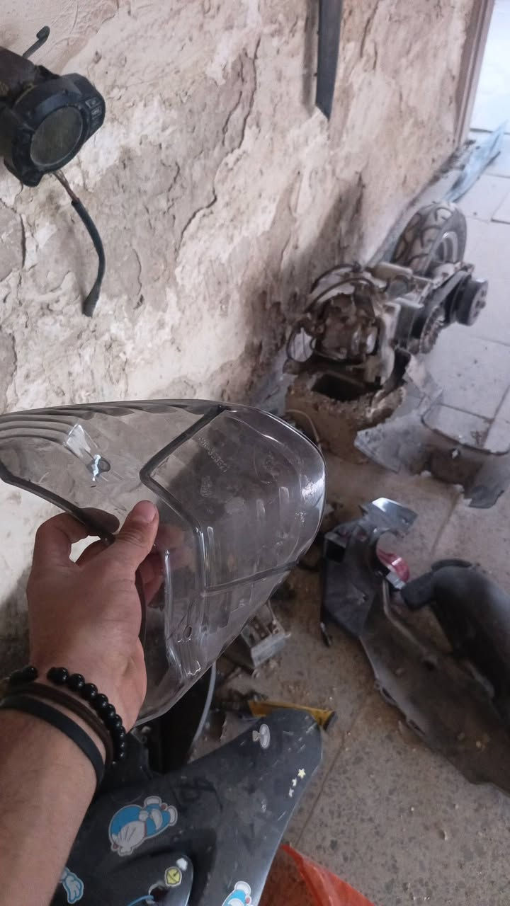 اللبيع توصيل ماعندي مكاني بغداد الزعفرانيه *********** سعارهه بيهن مجال واذا شلع تختلف 😊
1كفرات اصليات سعرهن 50
2صالنصه صجميه صوتهه حلوو سعرهه 75
3مكينه ماكس 140 سعرهه 75
4جامات بك لايت سعر القطعه 10
