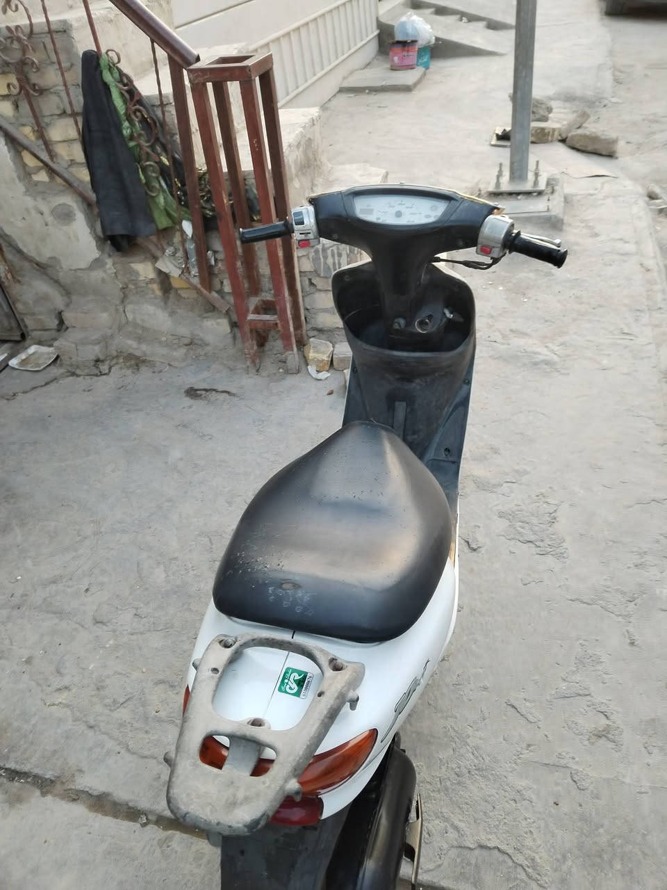 سلام عليكم عصفوري جاهزه للأخير شلعه ومعدل كلها شغال سلف هندر اشاير فول ملاح مطلعها من حاويه على ايدي كفاله عامه وين ماتريد افحص سعرها 400 وبيها مجال قليل رقم ***********
