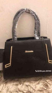 حقائب فاشن جلد طبيعي كل الالوان والاحجام متوفره كوالتي عالي اسعار مناس...