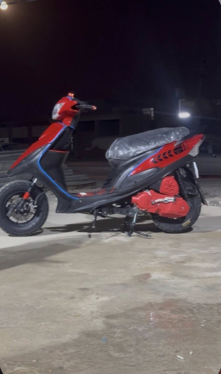 دراجه ماكس عدله بوشه خمسه وخمسين كهربائات كامله كشر نضيف شلعه ومعدل شرط السعر ٥٥٠
رقم ***********
