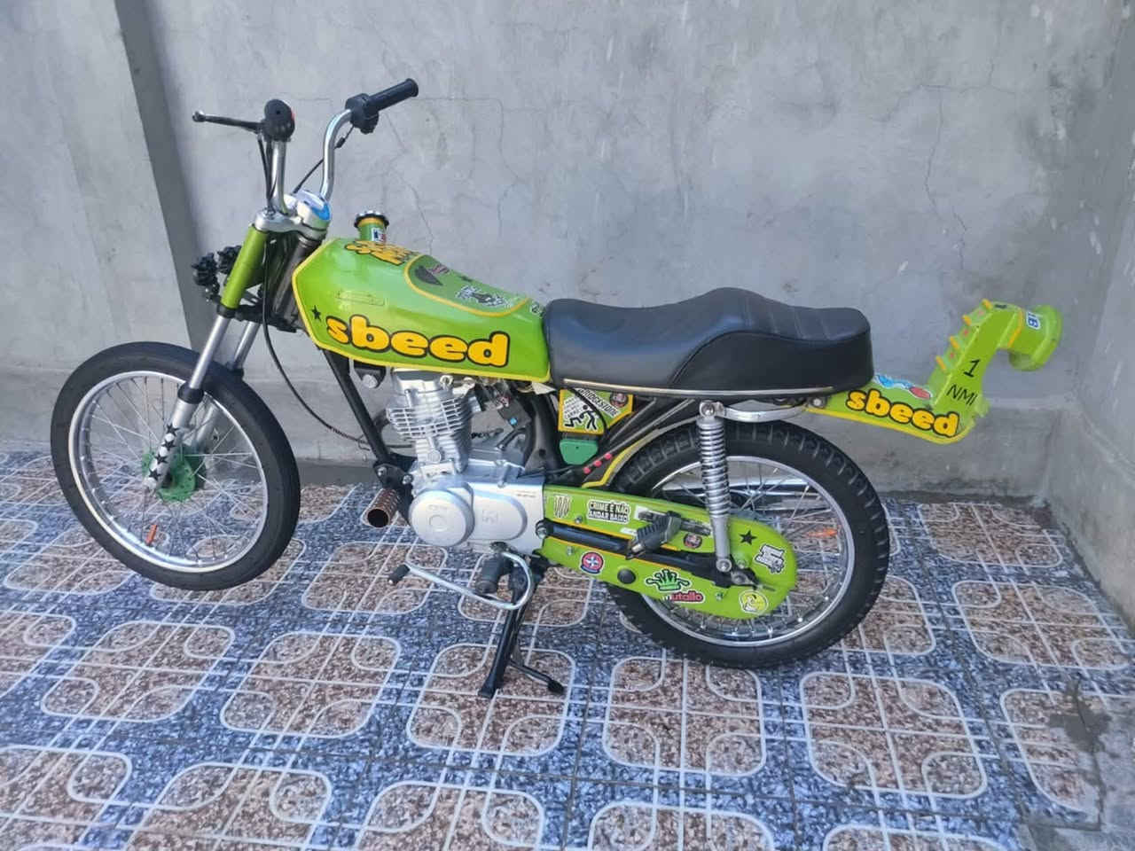 ٤ كير للبيع مديل الشاصي ٢٠ والباقي كله ٢٥ اوراق اصولي وكيله العارضي السعر ٧٥٠ وبيه مجال مكاني دوانيه قضاء الشاميه


**إذا كنت صاحب هذا الإعلان وتريد حذفه لأي سبب، رجاءا أرسل رسالة إلى الدعم الفني**