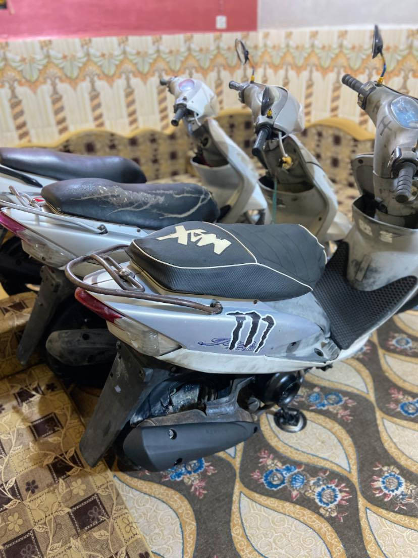 ماكسات منغولي 50 بلاد دراجات جاهزات اي نقص مابيهن سعر الوحده ب 525 وبيه مجال محركات
ناعمه شلعه ومشي وكهربائيات كله جاهزات ختم واحد 

***********نتصال /وتساب

ناصريه مركز ☝️
