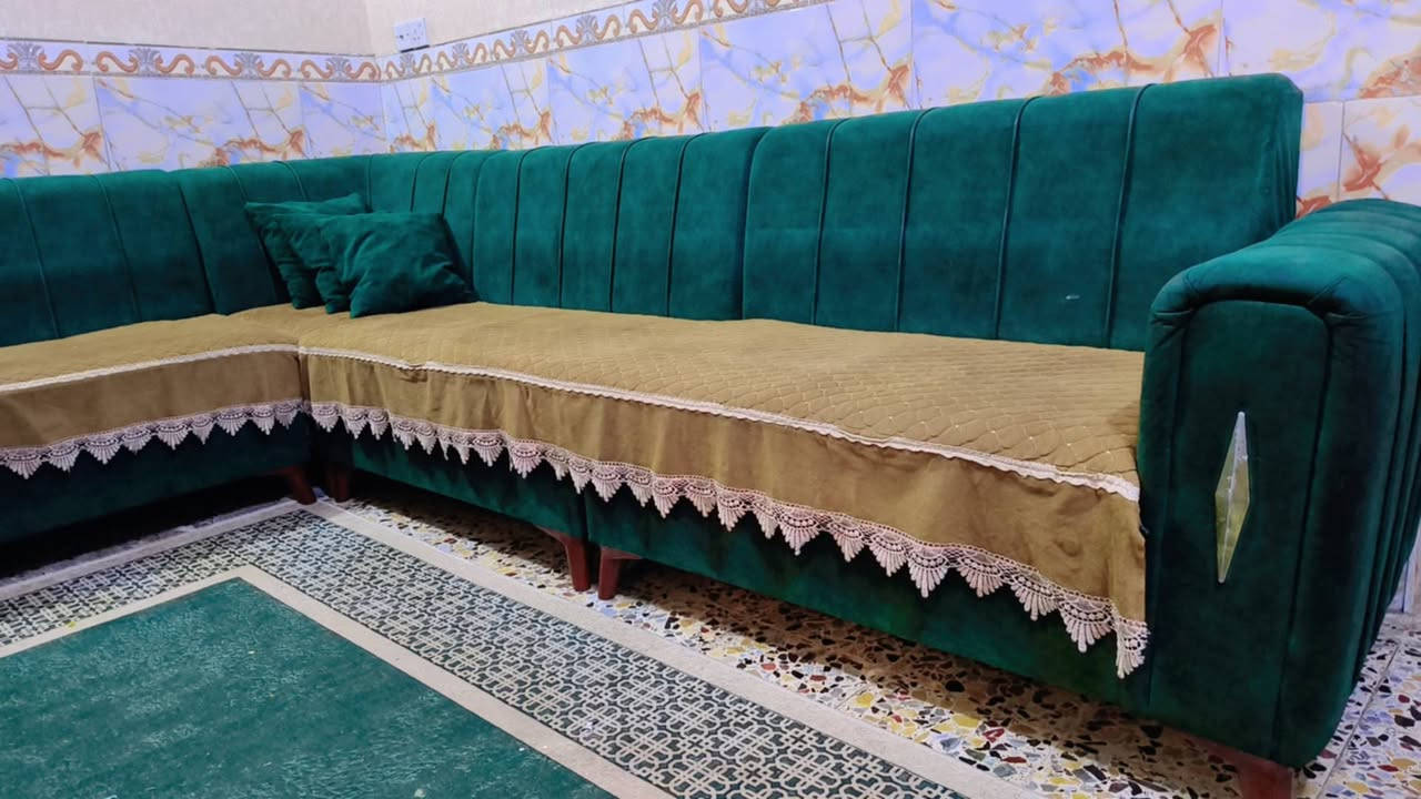 ديوان تسكام  خشب بلوك اسود  قماشة وتر بروف كلش نظيفه نظافه 90 ب 100 مكانه بغداد الشعب السعر 350 وبي مجال قليل اي استفسار خاص


**إذا كنت صاحب هذا الإعلان وتريد حذفه لأي سبب، رجاءا أرسل رسالة إلى الدعم الفني**