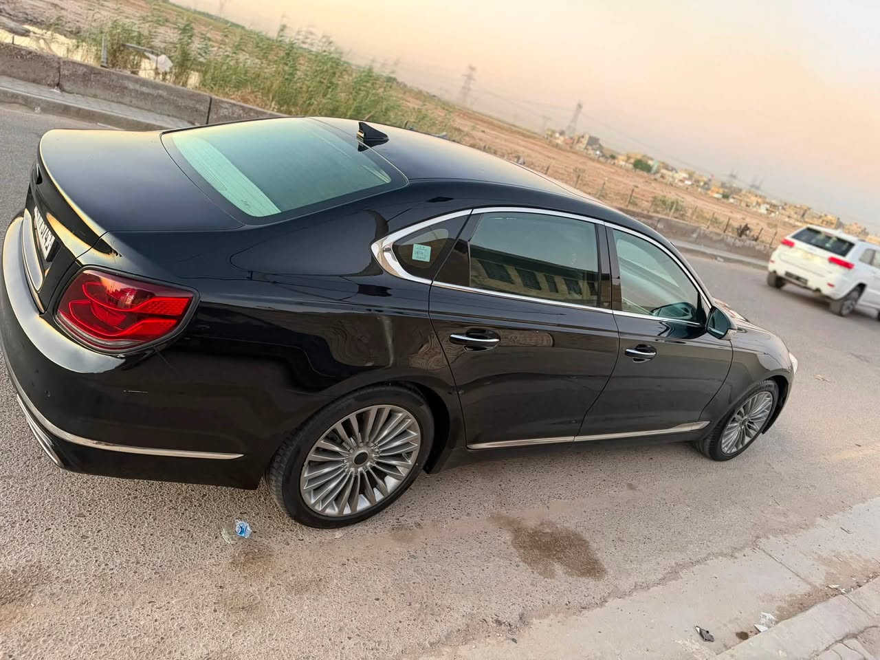 السلام عليكم كيا كوريس موديل 2021
فول موصفات للأخير vip شنو الي بالك من مواصفات بيه 
بيه 4 قطع جاملغات ثنين وباب السكن والبنيد صبغ فقط 
السياره جاهزه ع آخر حبايه بدون ي نقص محرك جديد طابوكه كامله ودهن الكير مبدل موجود تصوير كامل 
السعر 185 وبيه مجال مكانه بغداد الشعب 
‏***********
