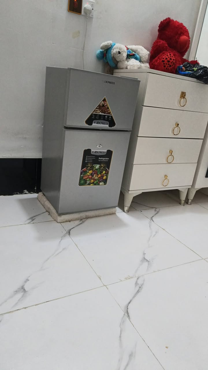 سلام عليكم ثلاجه غرفه للبيع جديدة سعر ١٠٠مكاني العطيشي كلش نضيف


**إذا كنت صاحب هذا الإعلان وتريد حذفه لأي سبب، رجاءا أرسل رسالة إلى الدعم الفني**