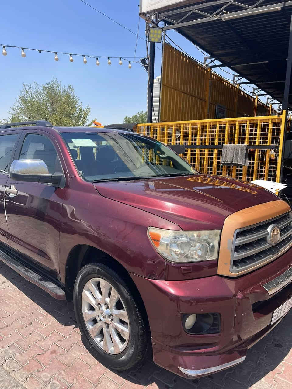 تيوتا سيكويا  بلاتينيوم اعلى  فئه
بسمي  رقم بغداد الجديد 

موصفاتههً معروفه

داخل مشمشي  

.الموديل:2009

.المواصفات(platnum) 1/1

.سلايد روف

كشناتً جلد

.زراكات 

.كامره

.تحكم ستيرن جهتين

.ستيرن كهرباء

.كشنات جلد +تدفئه تبريد

.بردات جانبيه بلاديه

.شاشه ايباد
مواصفات هواي بيها  للبيع سعر 145 ورقه وبيها مجال قليل لان سياره بيها تلحضات قليله كير محرك اكسل تبريد مكفول سياره بيها قطعه صبغ او ثنين ماعرف  مافاحصها مكاني بغداد 

‭***********‬
