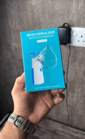 راحتك وراحة عائلتك بجيبك! 🌬️
ويا تقلبات الجو، الغبار، ومشاكل الحساسية والربو.. صار وجود جهاز التبخير بالبيت قطعة أساسية لا غنى عنها لحماية أطفالنا وكبار السن. نقدملكم أحدث جهاز تبخير منزلي محمول، يشتغل بكل كفاءة وسهولة وين ما تكون!
💡 مميزات ومواصفات الجهاز الممتازة:
محمول وخفيف الوزن: تكدر تأخذه وياك للدوام، بالسفر، أو بالسيارة بكل سهولة بفضل تصميمه الذكي الصغير.
بدون صوت (صامت تماماً): يشتغل بهدوء عالي بدون أي إزعاج، ومثالي جداً للاستخدام أثناء نوم الأطفال بدون ما يفزون.
فعالية عالية وجزيئات دقيقة: يحول الدواء السائل إلى رذاذ ناعم جداً يوصل مباشرة للجهاز التنفسي علمود يعطي مفعول سريع ويريح الصدر فوراً.
سهل الاستخدام والتنظيف: يجي ويا قناع مريح يناسب الكبار والصغار، وتكدر تنظفه بثواني بعد كل استخدام.
مرونة بالتشغيل: يشتغل بالبطاريات أو عن طريق وصلة الشحن، يعني ما تشيل هم انقطاع الكهرباء نهائياً.
👨‍👩‍👧‍👦 منو يحتاج هذا الجهاز؟
المصابين بالربو، الحساسية الموسمية، وضيق التنفس.
الأطفال اللي يعانون من نزلات البرد والبلغم المستمر.
كبار السن لتسهيل عملية التنفس وتوسيع القصبات بالمنزل.
💰 السعر: 15,000 ألف دينار فقط! (سعر تنافسي ومناسب للجميع)
🚚 التوصيل: مـجـانـي لـكـل مـحـافـظـات عـراقـنـا الـعـزيـز 🇮🇶😍
📞 للطلب والحجز:
أرسل اسمك، عنوانك، ورقم هاتفك برسالة خاصة إلى الصفحة، أو اترك تعليقاً وسيقوم كادرنا بالتواصل معك فوراً لتأكيد طلبك!


**إذا كنت صاحب هذا الإعلان وتريد حذفه لأي سبب، رجاءا أرسل رسالة إلى الدعم الفني**