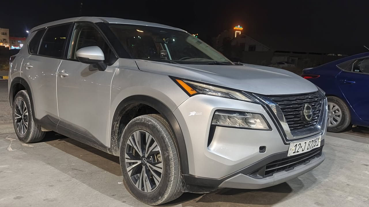 للبيع. نيسان روج 2022 وارد امريكي السيارة مالة البيت .موصفات  SV AWD
السيارة موصفاتها حلوة ماناقصها برغي سيارة احلى من الصورة 
***********
***********
