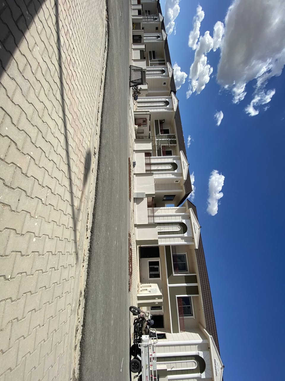 تبحث عن لمسة فخامة وأناقة لمكانك ؟؟؟ احنا انحققها بإيدنا 💪
نموذج بسيط من أعمالنا في مدينة كركوك 
عمل جميع ديكورات بأنسب الأسعار والجودة العالية وكادر ذو خبره 

1- جبس بورد وأصباغ وتغليف الجدران وبوكسات قواطع مغربية  

2- فلين وبديل الخشب  

3- ديكورات بلازما 

4- سحبات داخلية وخارجية

5- عمل السقوف الثانوية 

كل هذا واكثر تجدونه لدينا نعمل بجميع المحلات والمجمعات السكنية والتجارية 

 (( التواصل خاص عبر الصفحة حصرا ))
عملنا يرضي جميع الاذواق... 🖤
تواصل (***********)
