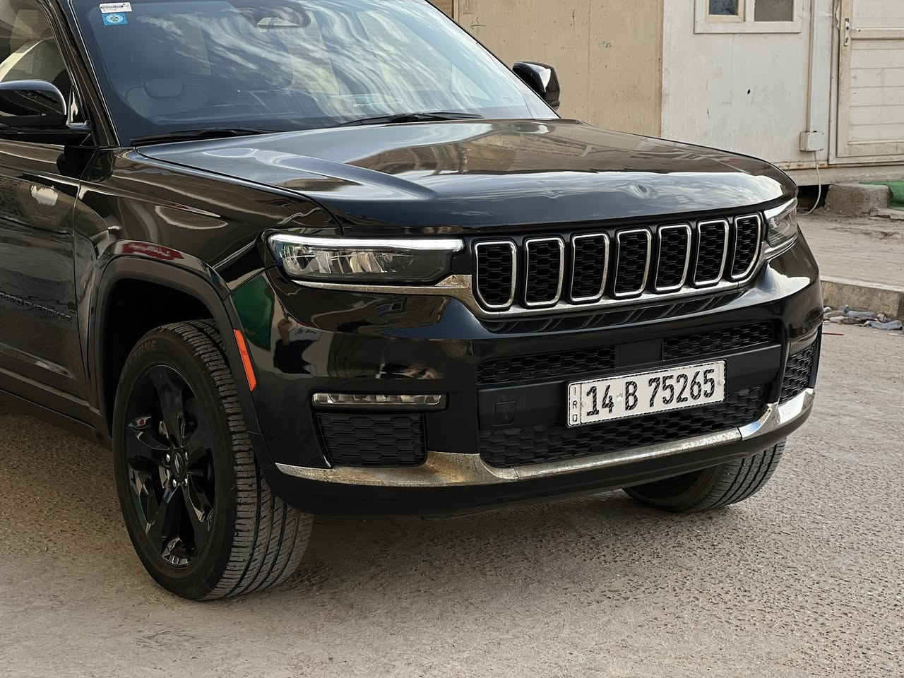 جيب
جيب شيروكي فول العنوان بصرة

جيب كراند شيروكي موديل 2023

وارد امريكي حادث جاملغ ايمن وبنيد فقط بدون لغود بدون شواصي بدون تبديل دواخل لا راديتر ولا اي شي  الباقي كفالة من الشخط السيارة بحالة الوكالة 

ماشية 18 الف كيلو 

فول مواصفات

فتحة

رادار امامي 

نقاط عمياء 

حساسات امامي خلفي 

كشنات كهرباء 

تحديد مسار 

كشنات تتفة 

ستيرن تتفة

وباقي الموصفات المعروفة 

رقم بصرة دولي باسمي مستعد للتحويل

مكينة 6V 3600

جاهز من كل النواحي مكينة كير كهربائيات حدادية 

للتواصل ***********

غير متفرغ للرد على الرسائل 

السعر 270 قفل العنوان البصرة
