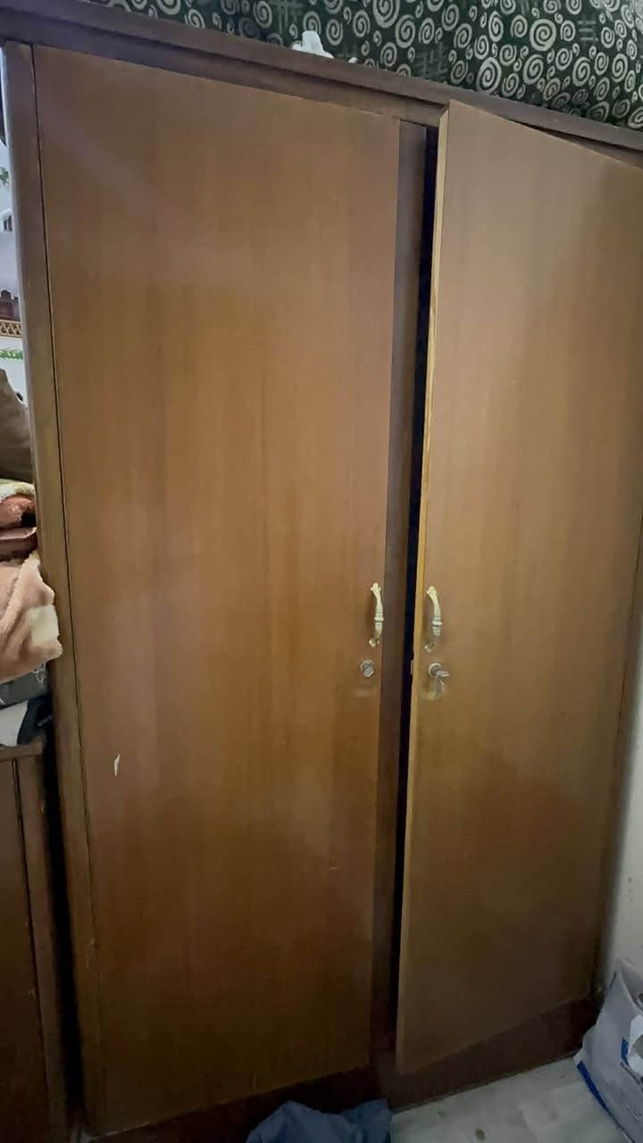 جربايتين ام نفر كل جربايه وياها كومدي الوحده ب50 الف الكنتور ب100 البوفيه ب100


**إذا كنت صاحب هذا الإعلان وتريد حذفه لأي سبب، رجاءا أرسل رسالة إلى الدعم الفني**