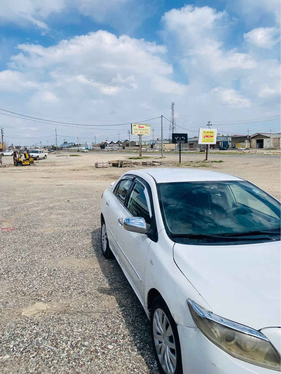 ﷽

(((بیکاشۆ مەکینە گەورە تۆماتیک)))
بۆفرۆشتین مۆدیل ٢٠٠٩یە موسفاتی👇
تۆماتیک گەورەمەکینە دەشبول ساعات گیج تۆبیز ٤جام کاربی ئاوینە کاربای شاشیە کامیرە حاساس ٤تای تازە بۆ بە ستراوە پیشوو پیشتی دەگیرە هەموو وەک ساعاتە بی تەقەوو رەقیە  
گیر مەکینەی بەشەرت سەرفوو بووخاری بەشەرت  پیشی بە س بەدەنەکەی یەک قنجی هیە پیشتی کەپسە سەنەوو هەمووشتی نویە تا2027 مالی دۆستە ١دینار مەسرووفی نیە  سیارەکە وەکوو (سبووغ  عام نیە بە عام دە فرۆشم) ناوونیشان هەولێرقەڵای نوی نزیک کەسنازان  ژمارەی مۆبیل ***********ڤیباروەستئاپی لەسەرە بۆ نرخ تەلەفۆن بیکە أربيل, العراق
