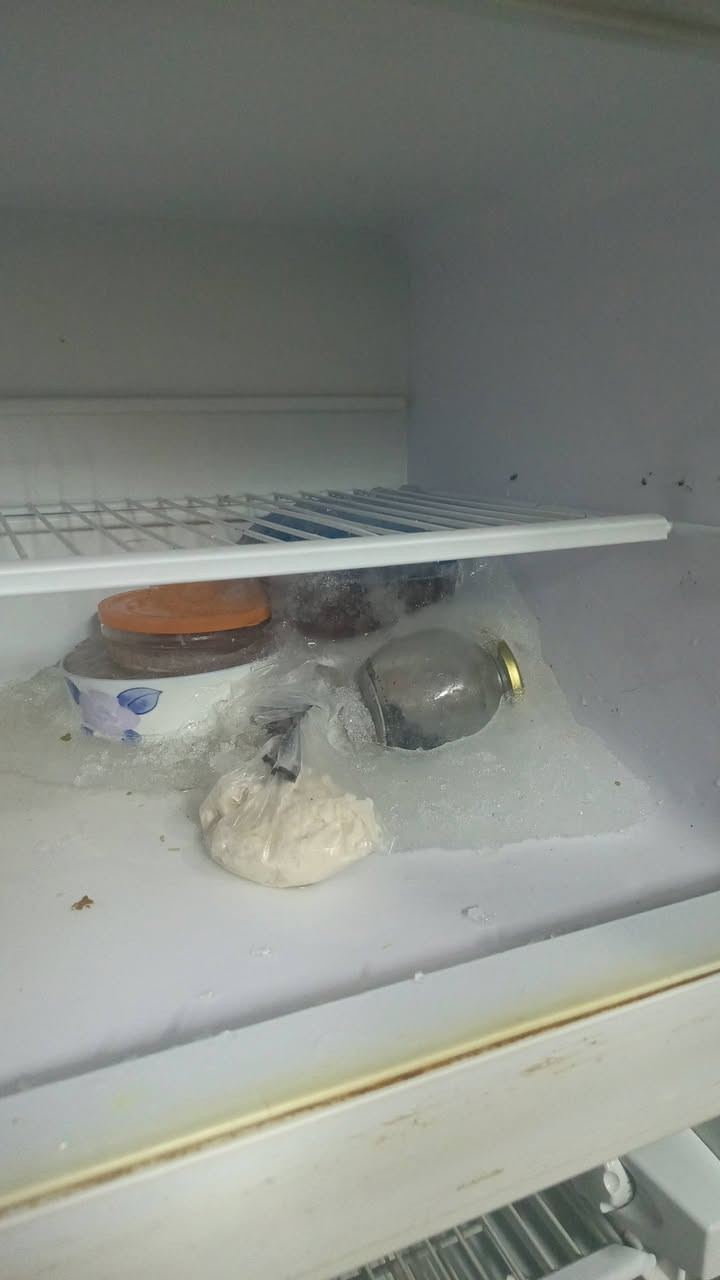 السلام عليكم غراض للبيع والأسعار بالصور وماكو أرخص من هيج بس مكان ماعندي ومستعجل ع بيع #توصيل #ماعندي
مكاني بغداد الكريعات للأستفسار متواجد ع فيس أو الإتصال 
*********** رقمي الاسيا ويوجد واتساب 
*********** رقمي الأثير يوجد واتساب
